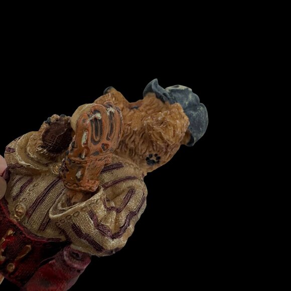 Boyds Bears & Friends Play Ball Baseball Bear Pin MLB Season Celebration Glove - Picture 6 of 7